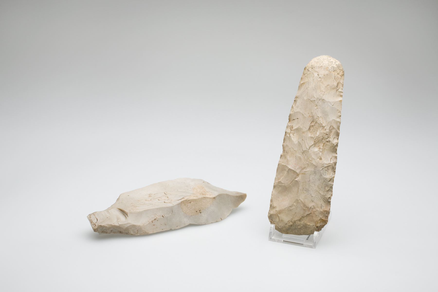 early-stone-tools-monaghan-county-museum